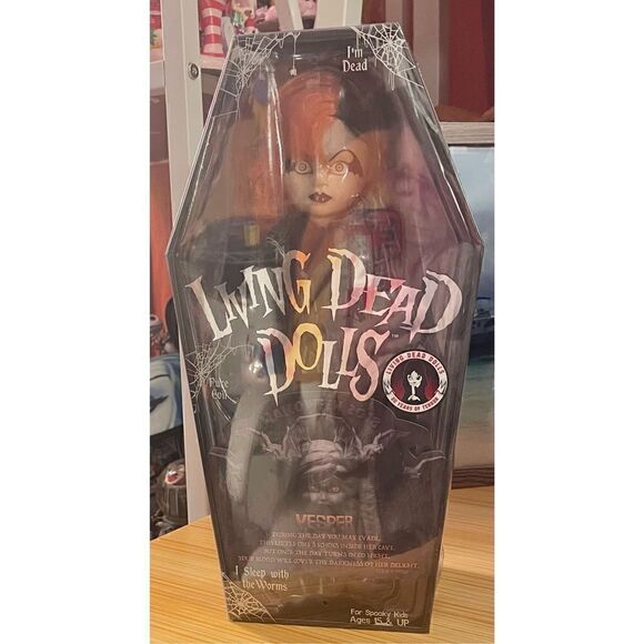 Exclusive Mezco Living Dead Dolls 2018 Halloween VESPER 10" Doll Jack O Lantern - Picture 1 of 9